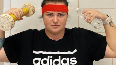 Похудевшая alyona alyona показала, как тренируется в спортзале