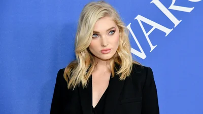 Модель Ельза Госк продемонструвала вправи на все тіло, які регулярно виконує