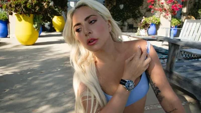 Еще ярче: Леди Гага снова экспериментирует с цветом волос