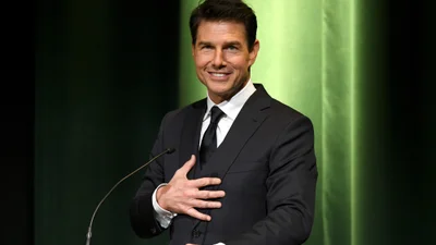 Тебе вразить відео, на якому Том Круз стрибає зі скелі на мотоциклі