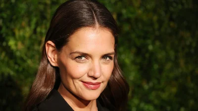 Акторку Кеті Голмс підловили на поцілунках з новим бойфрендом