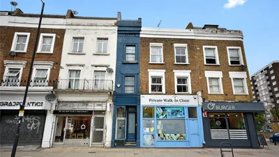 Для минималистов: в Лондоне продают самый узкий дом шириной 1,8 метра
