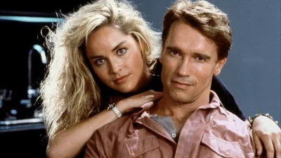 Вершина эмоций: Шэрон Стоун призналась, какому актеру нет равных в поцелуях