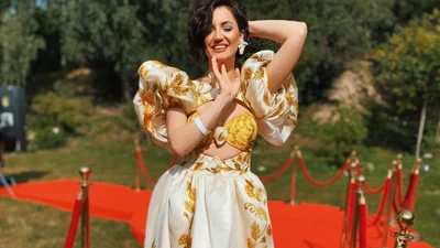 «Менялась и буду»: Оля Цибульская показала все свои стрижки за последние 13 лет