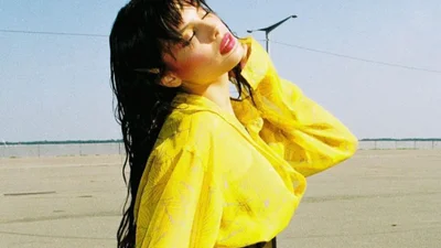 Занадто гаряче: у новому кліпі «Tonight» Мішель Андраде станцювала на пілоні