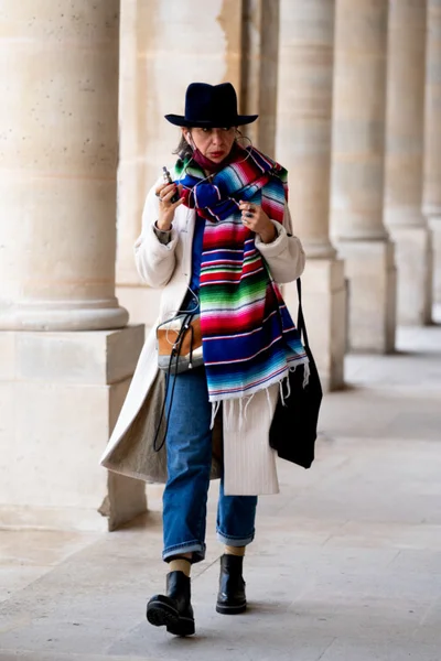 Концентрация стиля: красивые уличные луки на Неделе моды в Париже - фото 493536