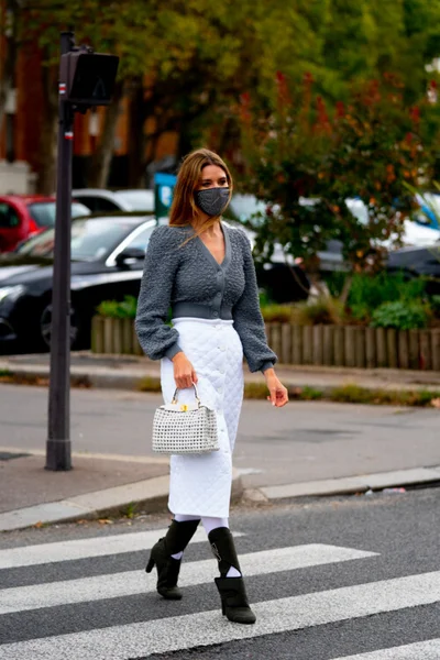Концентрация стиля: красивые уличные луки на Неделе моды в Париже - фото 493538