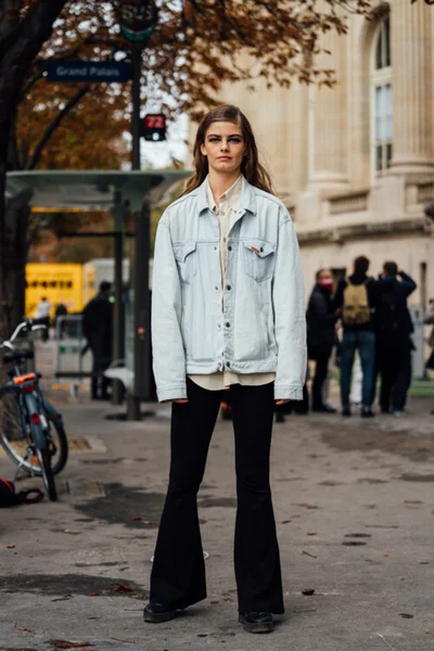 Концентрация стиля: красивые уличные луки на Неделе моды в Париже - фото 493556