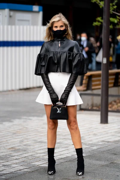 Концентрація стилю: красиві вуличні луки на Тижні моди в Парижі - фото 493558