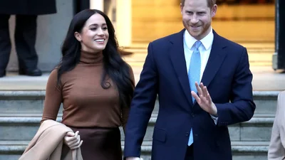 Меган Маркл і принц Гаррі представили свій перший офіційний портрет після "мегзіту"