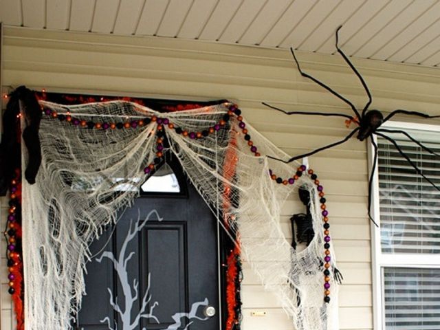 Хеллоуин: как украсить дом своими руками  5f91611f10473444351691