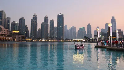 В ОАЕ відкрили найбільший у світі музичний фонтан, від якого перехоплює подих