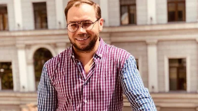 На руках у мами: ти не впізнаєш у цьому маленькому хлопчику Андре Тана