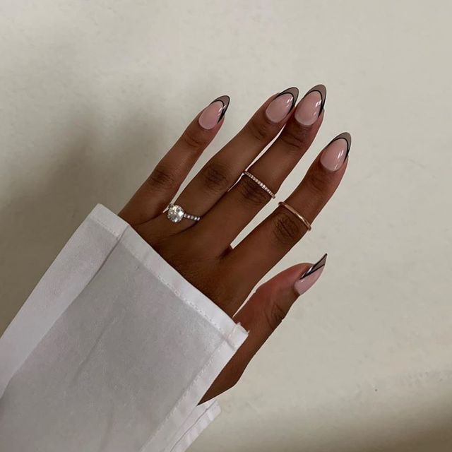 Опять за старое: накладные ногти - модная фишка этого сезона - фото 495509