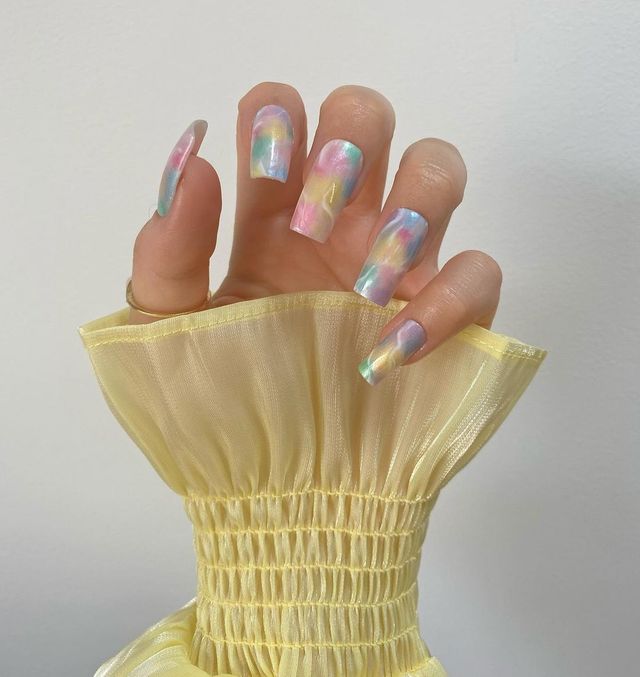 Опять за старое: накладные ногти - модная фишка этого сезона - фото 495511