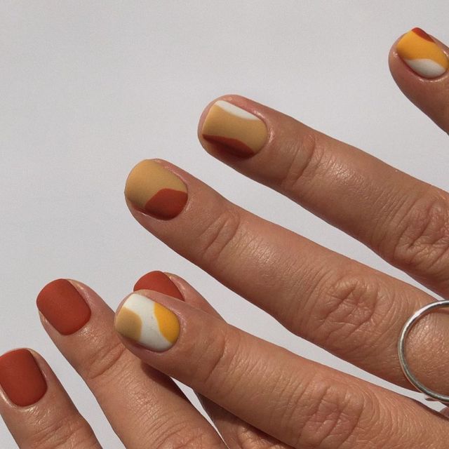 Маникюр на ноябрь 2020: 30 классных идей с Instagram - фото 495647