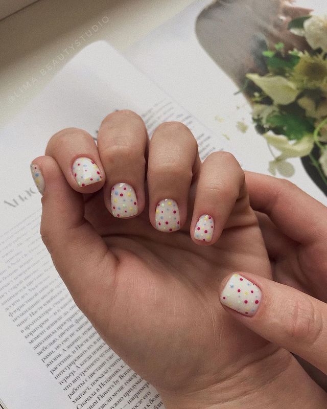 Маникюр на ноябрь 2020: 30 классных идей с Instagram - фото 495658