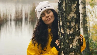 Настя Каменських показала рідкісне фото з кучерявою матусею