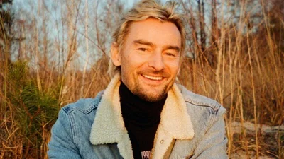 Секс-символ наших дней: Алан Бадоев на байке снялся в стильной фотосессии