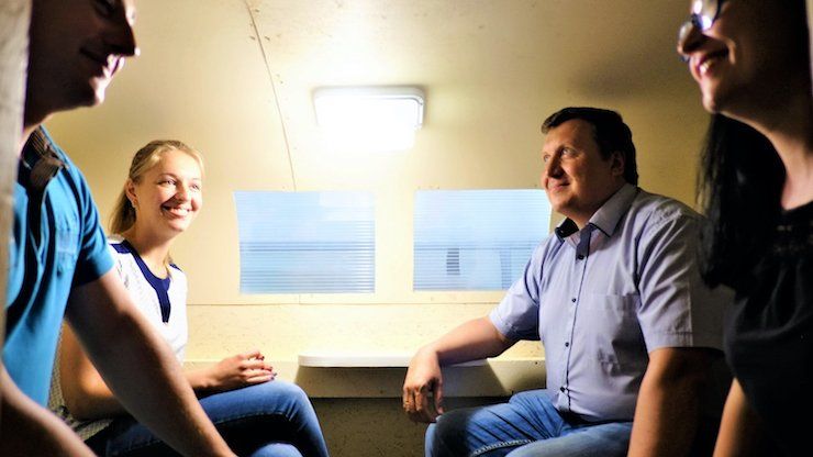 «Нет» верхним полкам: украинцы презентовали проект двухэтажного купе - 497255 «Нет» верхним полкам: украинцы презентовали проект двухэтажного купе - фото 497255