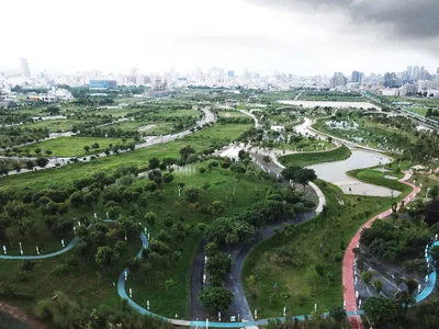 С искусственным туманом и отпугиванием комаров: в Тайване открыли парк будущего - фото 497303