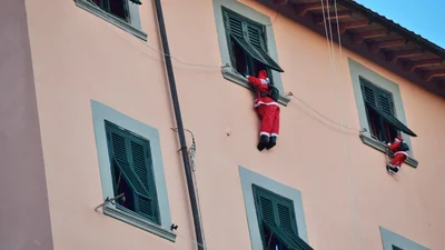 Бельгийскому Санта-Клаусу официально разрешили нарушить карантин
