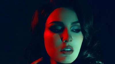 MARUV выпустила эротическое видео на трек "Maria", которое лишит тебя сна