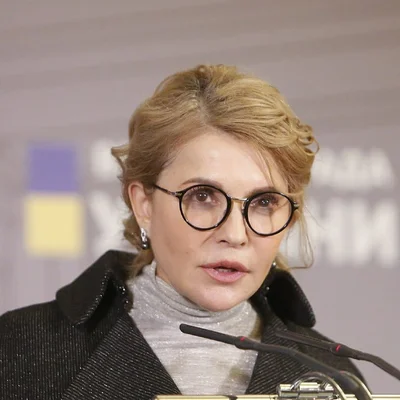 Юлія Тимошенко змінила зачіску 2020 - фото 497408