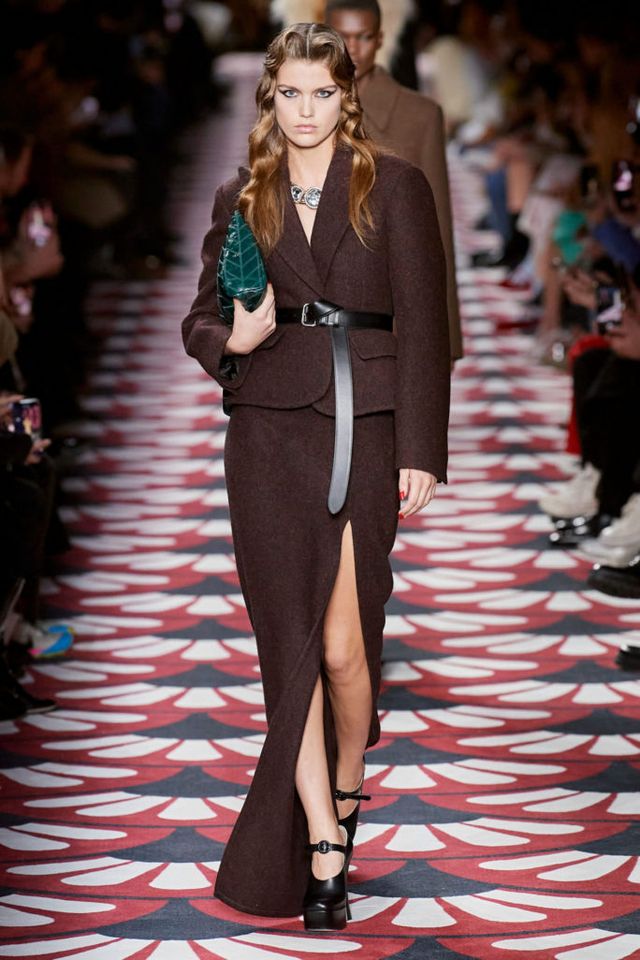 Основные тренды зимы 2020-2021, о которых надо знать - фото 497628