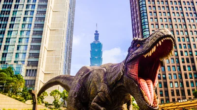 Вчені заявили, що якби не астероїд, динозаври могли б існувати ще дуже довго