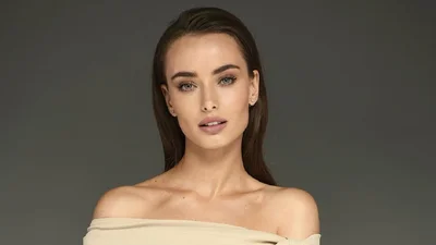 "Холостячка" 5 випуск онлайн: Ксенія Мішина наважилась на перший поцілунок