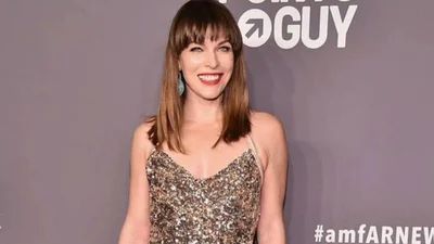 Мілла Йовович показала перші кроки 9-місячної донечки