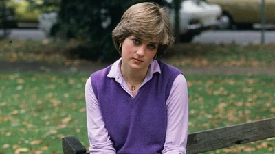 В сети появилось невиданное фото принцессы Дианы в плавках