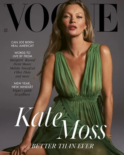 У сукні з глибоким декольте Кейт Мосс вкотре довела, що й досі залишається іконою моди - фото 498917