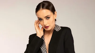 ТОП образов, которые доказывают, что Ксения Мишина - королева элегантности