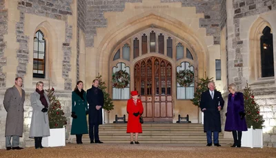 Вся королевская семья воссоединилась перед Рождеством в Виндзорском замке - фото 499754