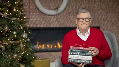 Білл Гейтс порадив 5 книг, щоб закінчити 2020 рік позитивно