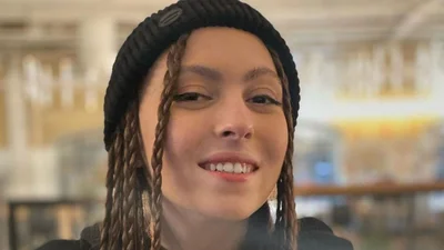 Старшая дочь Оли Поляковой спела отрывок собственной песни