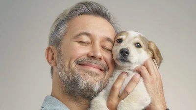 Украинские знаменитости снялись в трогательном фотопроекте с бездомными животными