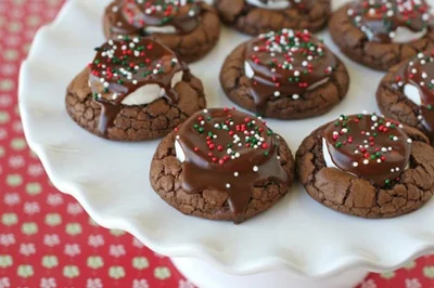 Прості та оригінальні ідеї, як прикрасити різдвяне печиво - фото 501777