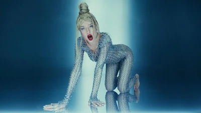 Надя Дорофеева доказала, что роскошно выглядит и без макияжа