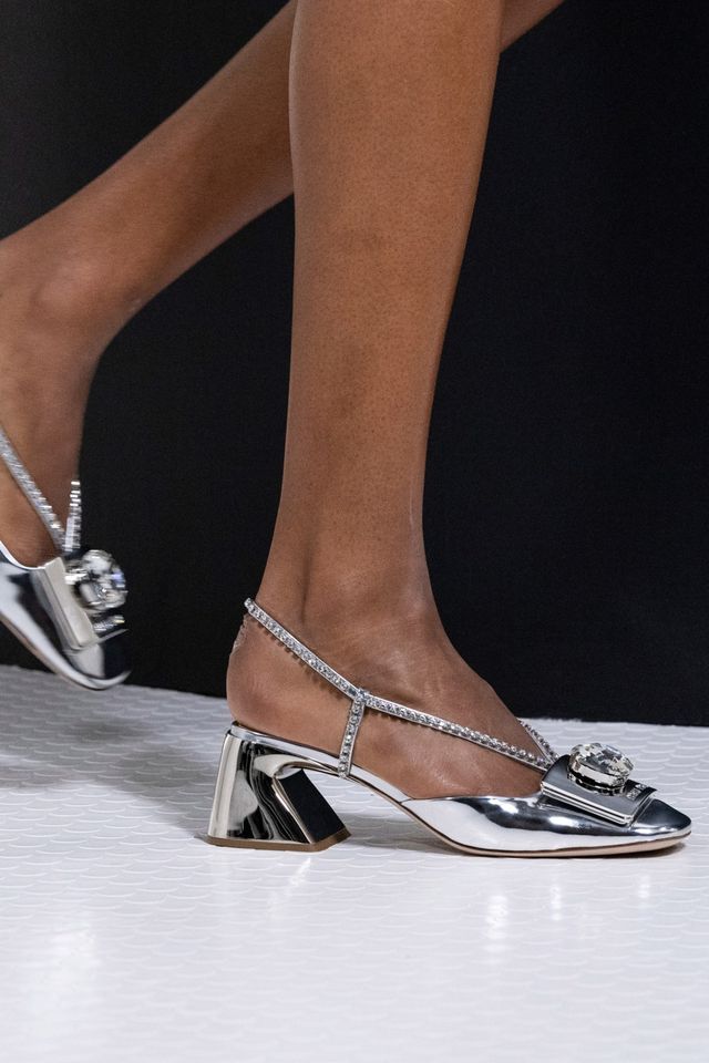 Тренды 2021 года: 10 самых актуальных вещей в гардеробе - фото 502814