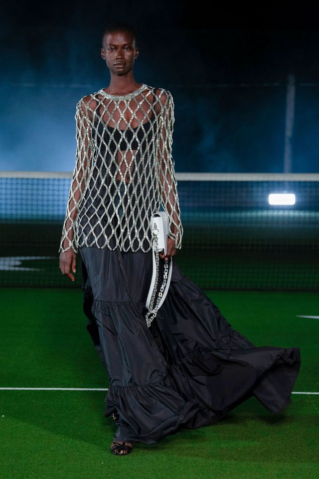 Тренды 2021 года: 10 самых актуальных вещей в гардеробе - фото 502819