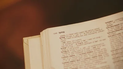 Эксперты провели исследование, которое показало – как легко понять, что тебе врут