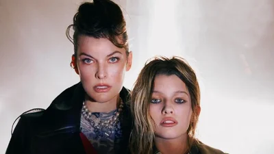 Сім'я красунечок: Мілла Йовович знялась у фотосеті для Vogue разом з 13-річною донькою