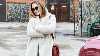 Слава Каминская озадачила фанов роскошным свадебным образом