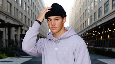 Instagram видалив фотосет зірки TikTok, бо він занадто гарячий