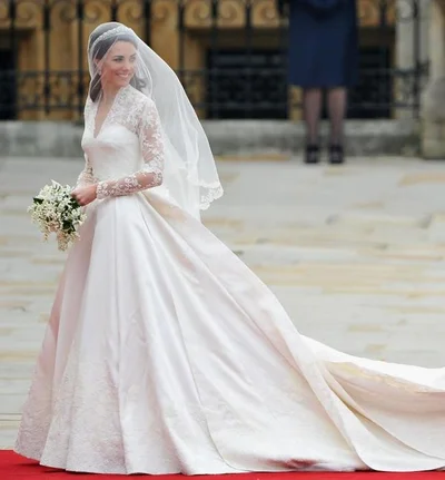 Найдорожчі королівські весільні сукні - фото 503970