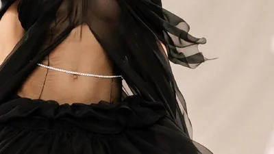 Цепочка на талии - красивая и сексуальная тенденция этого года