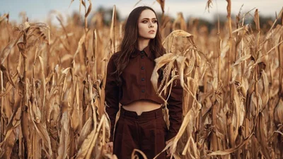 Юлия Санина стала новой ведущей проекта "Орел и Решка"